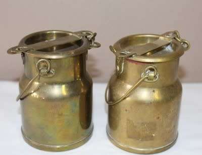 A fabulous set of 5 vintage brass cream canisters with loads of charm & character. Lifespace Sale