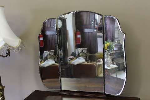 A gorgeous vintage solid Imbuia ball & claw dressing table w 5 drawers, large mirror & brass handles