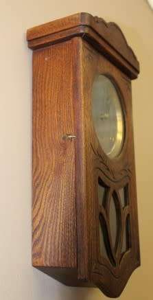 A fabulous vintage Oak wall hanging wind up pendulum gong clock. Stunning in all rooms!!!