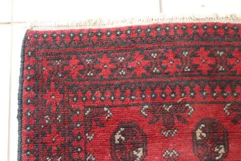 A stunning vintage Persian Afghan Bokara runner carpet (279cm long) in good condition. Fabulous!!!