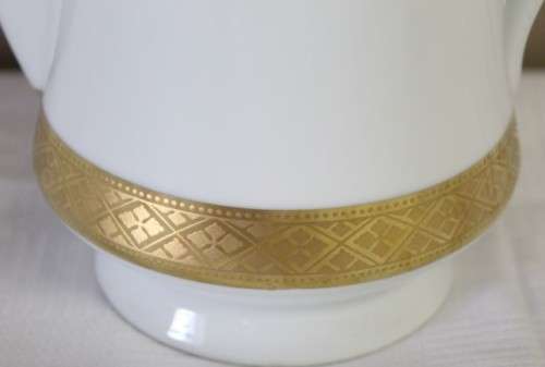 A superb "Presedential" collection fine bone china coffee set including pot and eight trio's.