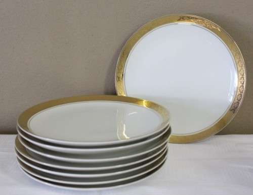 A superb "Presedential" collection fine bone china coffee set including pot and eight trio's.