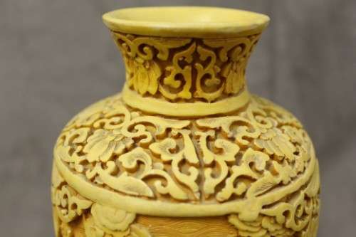 A beautiful vintage carved Cinnabar vase with a dragon theme. Perfect as a feature vase!!