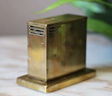 A beautiful, vintage (1950) gold plated, West German, Augusta Patent 'light-o-matic' table lighter.