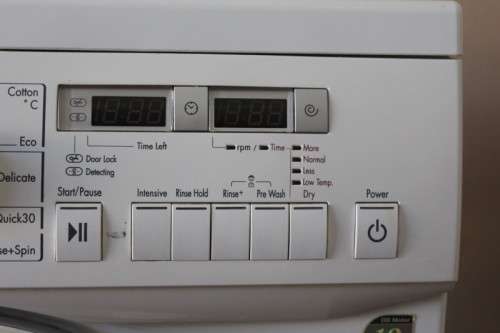 An awesome white LG Direct drive 3.5kg front loader washer, dryer machine in working order.