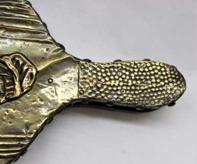 A lovely vintage fire bellow, made of brass. Perfect for display. Lifespace Sale