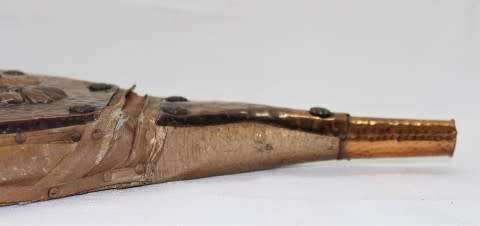 A gorgeous vintage fire bellow, made of copper. Perfect for display, in working condition.