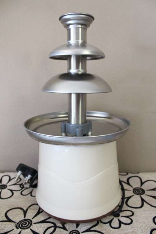 A wonderful Sunbeam chocolate fountain, perfect for events, socials at the home.