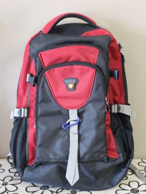 An awesome red and black Tosca backpack in great condition!!
