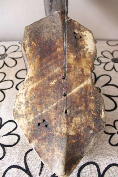 A stunning hand carved traditional DRC Zande style bow harp. WOW!! Lifestyle Sale