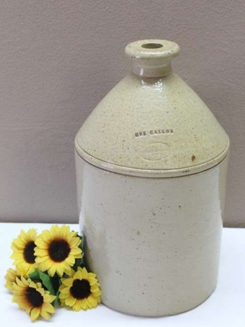 A original vintage stoneware "Vereeniging" ginger beer jar. Stunning-Lifespace Sale