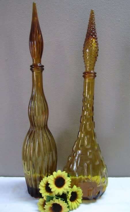 A fabulous set of two Amber retro Genie bottles/decanters!! Lovely on a summer table.