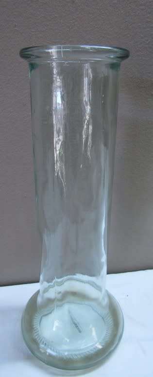 A fantastic, eye catching hand made in Spain from recycled glass "La Mediterranea" vase! Stunning!!