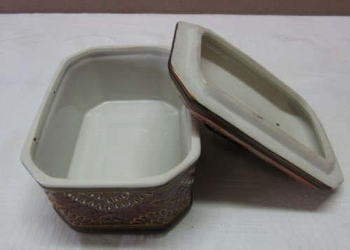Two lovely small rectangular brown and gold lidded trinket box-Lifespace Sale