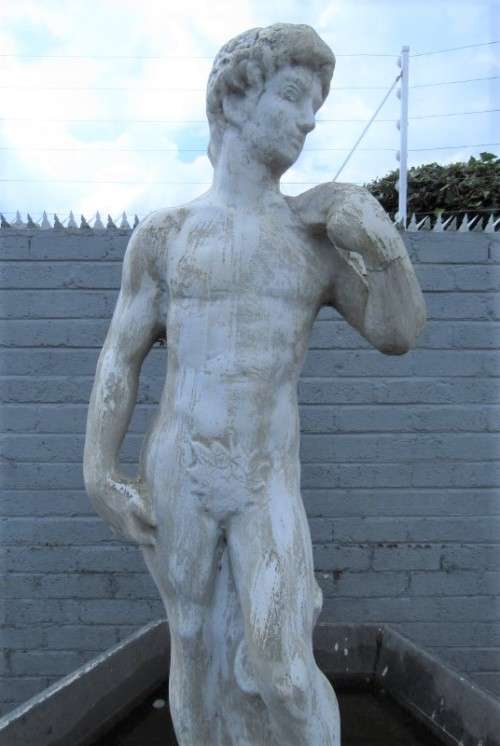 A stunning large concrete water fountain.  Lifespace Sale