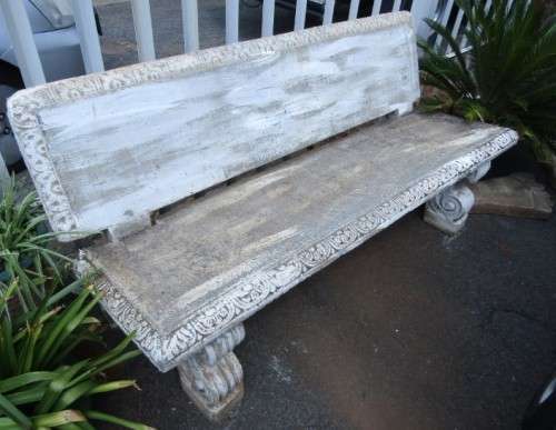A fabulous large concrete 3 seater "Victorian" bench. Stunning as a feature piece in a garden!!!