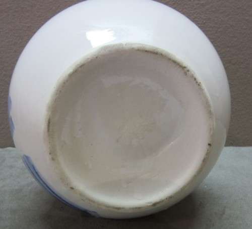 A gorgeous lidded porcelain jar with detailed paintings and patterns. Display piece. Lifespace Sale