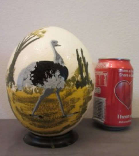 An awesome genuine African ostrich egg with a hand painted Ostrich on. Lovely display piece!!