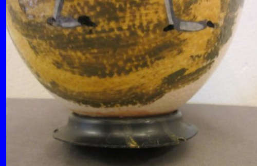 An awesome genuine African ostrich egg with a hand painted Ostrich on. Lovely display piece!!