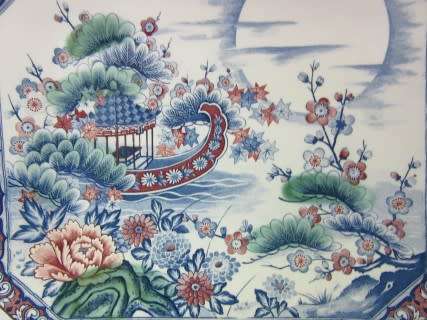 A gorgeous, large hand painted Japanese "Imari" decorative porcelain wall plate. Stunning!!