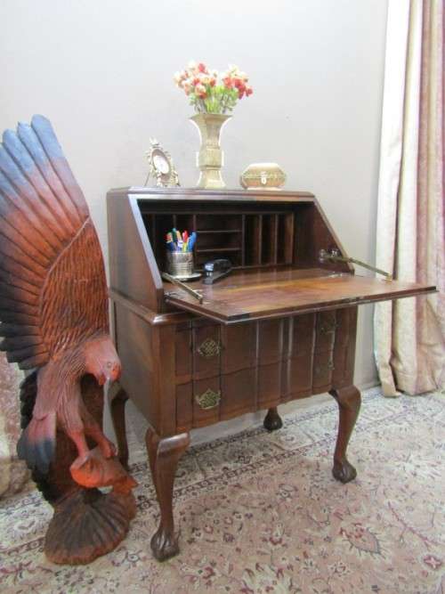 An elegant vintage ball and claw writing bureau w/ two large drawers & pigeon holes. Beautiful!!