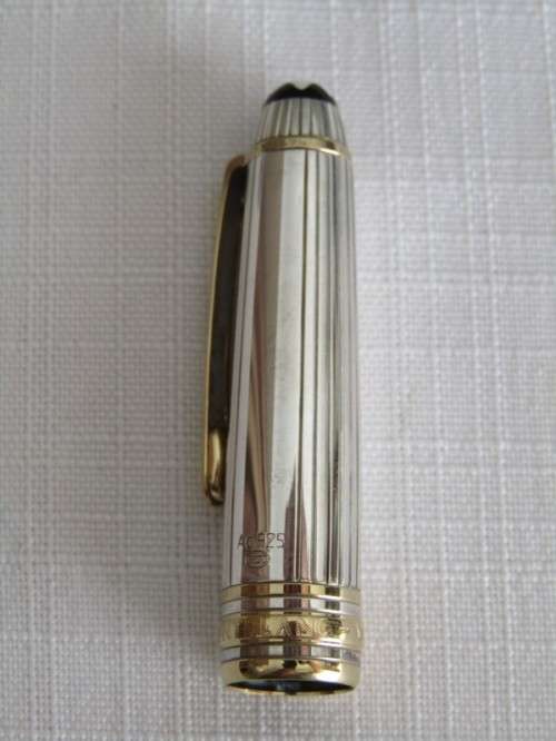 An exquisite German made Montblanc "Wolfgang Amadeus Mozart" fountain pen in its presentation box!