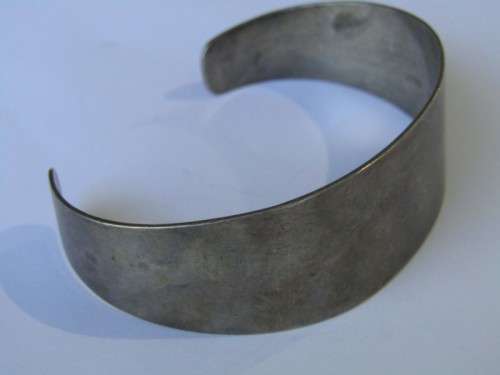 A broadband sterling silver (925) ladies bangle - the perfect gift for someone special