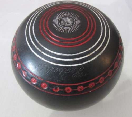 An awesome set of four South African "Henselite" bowling balls in a carry bag,size 4.