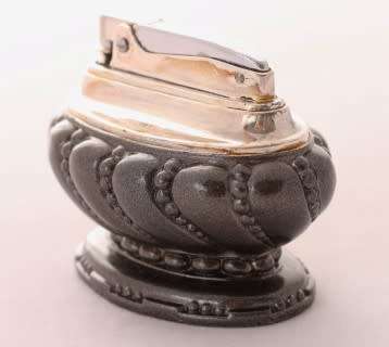 A spectacular vintage (1936) Ronson 'Crown' table lighter, made in the United States.