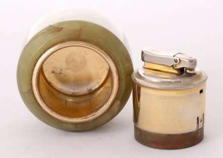 A gorgeous vintage (1960s) Colibri Onyx marble table lighter.