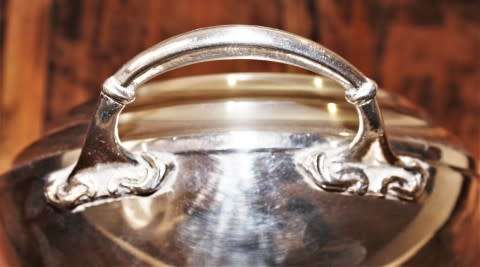 An exquisite Seranco EPNS lidded soup tureen with large ladle, gorgeous!