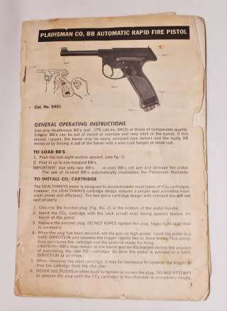 A fantastic metal Plainsman CO2 BB Automatic rapid fire pistol, in working condition!