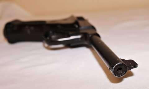 A fantastic metal Plainsman CO2 BB Automatic rapid fire pistol, in working condition!