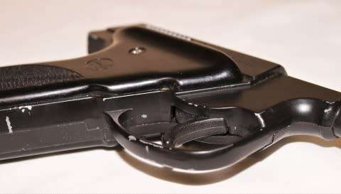 A fantastic metal Plainsman CO2 BB Automatic rapid fire pistol, in working condition!
