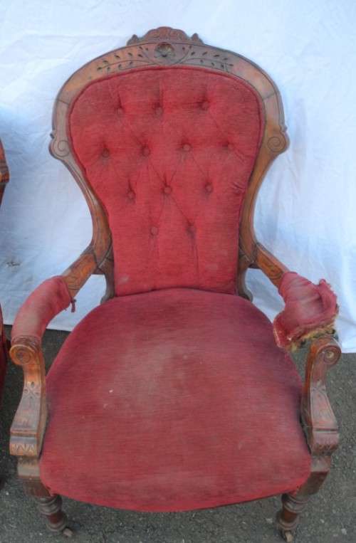 A fantastic carved Antique King and Queen chair for restoration. Great project!!