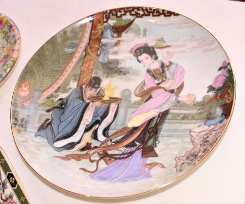 A gorgeous collection of 6 plates of different shapes, sizes and designs. perfect wall display!