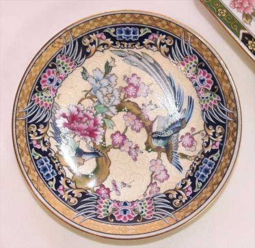 A gorgeous collection of 6 plates of different shapes, sizes and designs. perfect wall display!