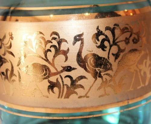 A unique set of matching cups with a jug decorated with gold gilt-Lifespace Sale