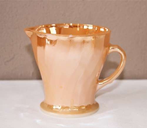 GORGEOUS electric orange tea set including 4 duos, milk jug and sugar pot.