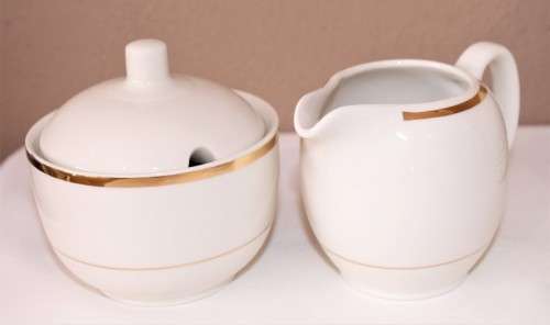 STUNNING tea set including 16 duos, tea pot, milk jug & sugar pot-Lifespace Sale
