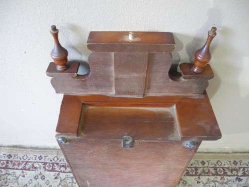 BARGAIN CLOCKS!!A vintage Blessing 31 day clock in a wood wall casing. Lifespace Sale