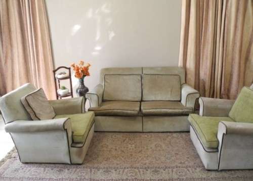 A fantastic comfortable three piece lounge suite, perfect in informal lounges! Lifespace Sale