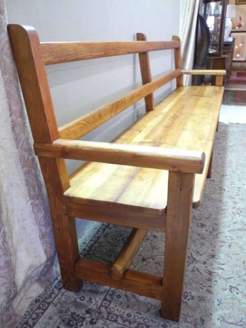 A fantastic well-made, sturdy vintage 5 seater Oregon wood bench - perfect  in a lapa/ patio!