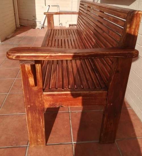 A fantastic well-made, sturdy vintage wood bench - perfect  in a lapa/ patio!Xmas sale