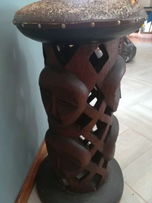 A fantastic hand carved bar stool, stunning feature stool! Xmas sale!
