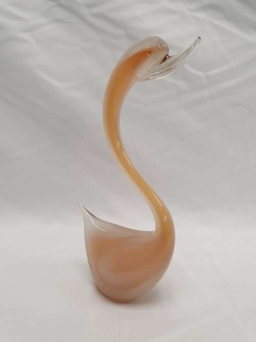 An exceptional beautiful vintage Murano of Italy hand blown glass bird.Xmas Sale