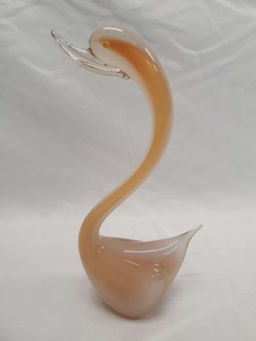 An exceptional beautiful vintage Murano of Italy hand blown glass bird.Xmas Sale