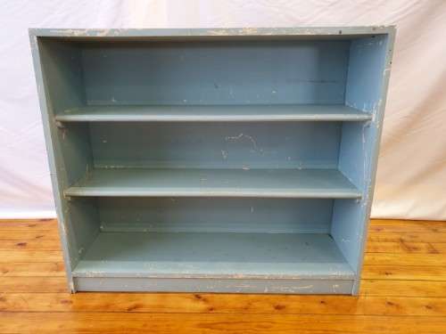A lovely painted blue bookcase with three shelves. Xmas sale