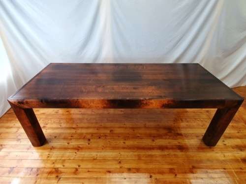 An exquisite LARGE (242cm x 102cm) Coricraft 6-seater dining table. Xmas sale