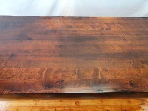 An exquisite LARGE (242cm x 102cm) Coricraft 6-seater dining table. Xmas sale